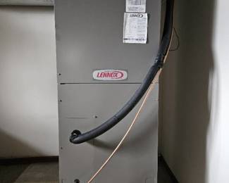 Lennox Air Handler/ Inside Unit Model CBX26UH-042-230-2