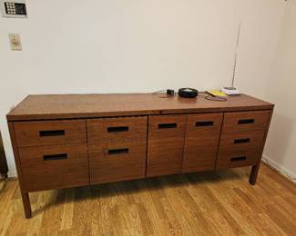 Steelcase Credenza W/ 7 Drawers And 2 Doors