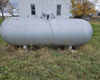 500 Gallon Propane Tank