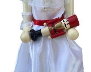 Ballerina Nutcracker 