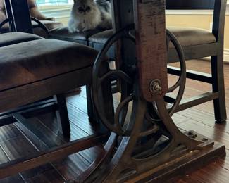 Unique table leg design (kitty not for sale!)