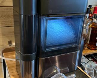 Sonic Ice Counter top Icemaker
