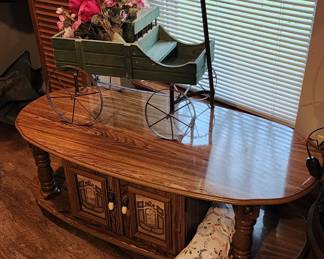 Coffee table, small wooden wagon