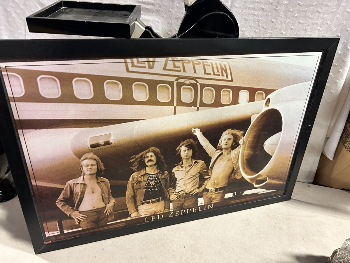 Get the LED out photo!