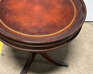 Vintage round Inlay table