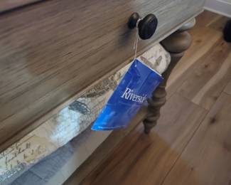 Ashley furniture queen bedroom 