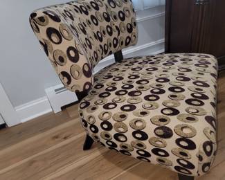 Low decor chair