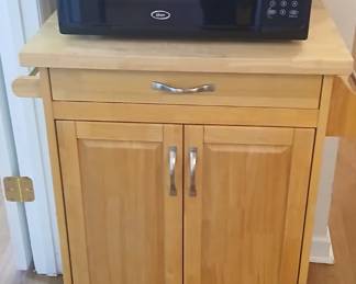 Microwave and kitchen cart 