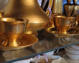 Wedgwood gold florentine service for 12