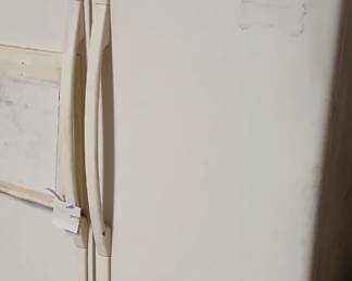 Whirlpool refrigerator 