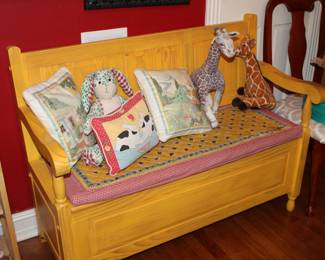 cute storage bench