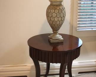 Ethan Allen table