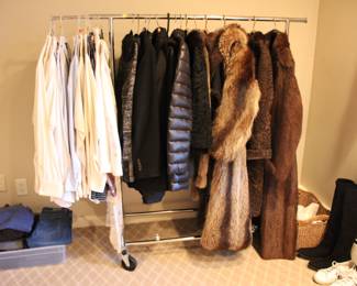 Ladies outerwear & fur coats