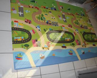 Kids reversible rubber play mat
