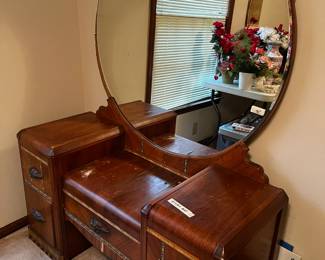 #25	Waterfall wood vanity with mirror 5 drawers (as-is finish) with metal handles 51x18x28x68	 $225.00 
