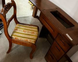 #28	Sewing machine desk with chair (no machine) 3 drawers 29x17x31	 $20.00 
