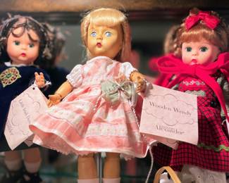Madame Alexander Wooden Wendy 33820 8" COA Original Box