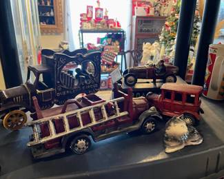 Vintage cast iron toys 