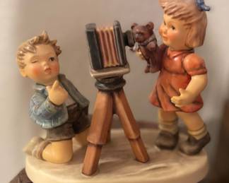 Hummel “Camera Ready”