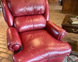 Hancock and Moore Lift Lift Chair Coral Leather