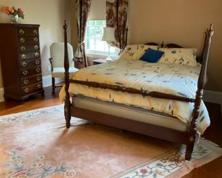 Drexel Low Poster Queen in Cherry;Drexel Lingerie Chest in Cherry