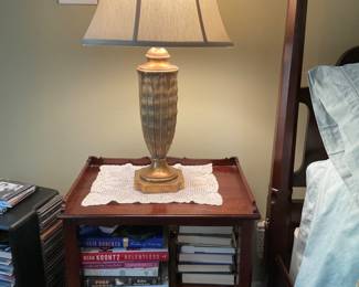 Henkle Harris Open Night Stand One Drawer Mahogany