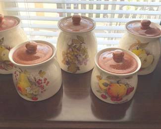 5 Graduated Ceramic Canisters with Lids