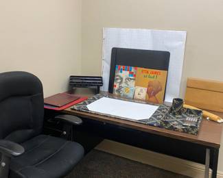 Office desk and Chair