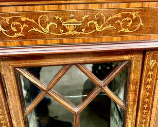 Love the inlaid wood design.