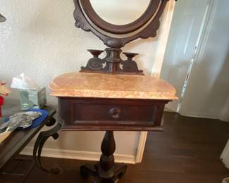 Antique Victorian Walnut adjustable shaving stand. Oval mirror in harp so it will turn, 1 drawer, pink marble top 1850-1870