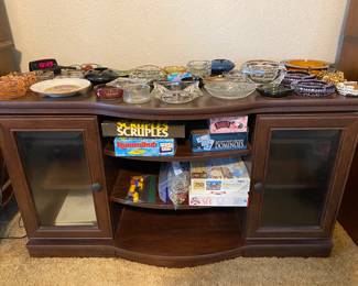 Entertainment stand with games and a huge Ashtray Collection!