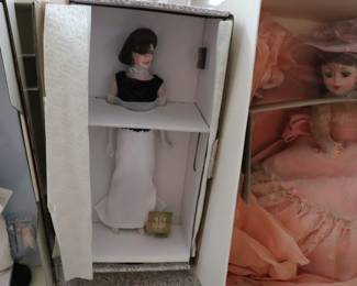 FRANKLIN HEIRLOOM DOLL - JACKIE ONASSIS / KENNEDY