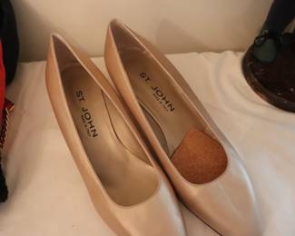 St John Pumps Designer Shoes Designer Women's Shoes Mostly Size 9, 9.5 & 10
