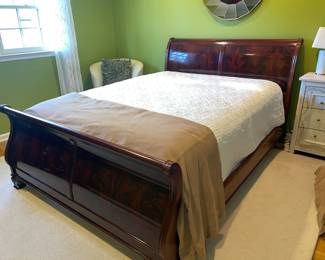 Hoffman Koos Queen sleigh bed