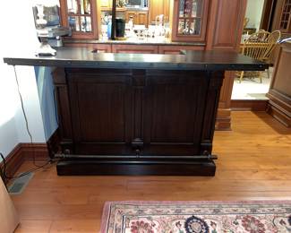 -Howard Miller Harbor Springs Bar
-light and power supply strip
-Like new condition 
70 WX 42DXH 27.8
-Rotary switch on lights-
