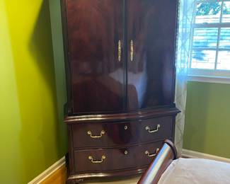 Hoffman  Koos 45w X 77H X 21D