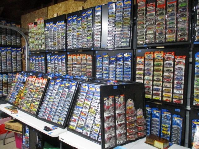 Over 6000 Hot Wheels