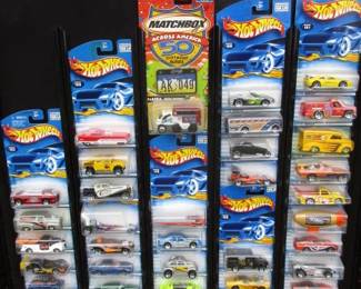 1,000's of Hot Wheels