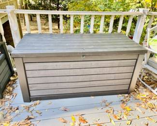 Lot 083-PAT: Keter 150-gal Resin Deck Box

Features: 
•	Seamless and secure lid
•	UV/Weather-resistant resin construction
•	Box is pad-lockable 

Dimensions: 60”W x 28”D x 27.5”H

Condition: Good pre-owned condition. Some age/weathering-related blemishes are visible.
