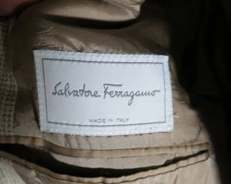 ton of name brand clothing multiple lots mens & womans