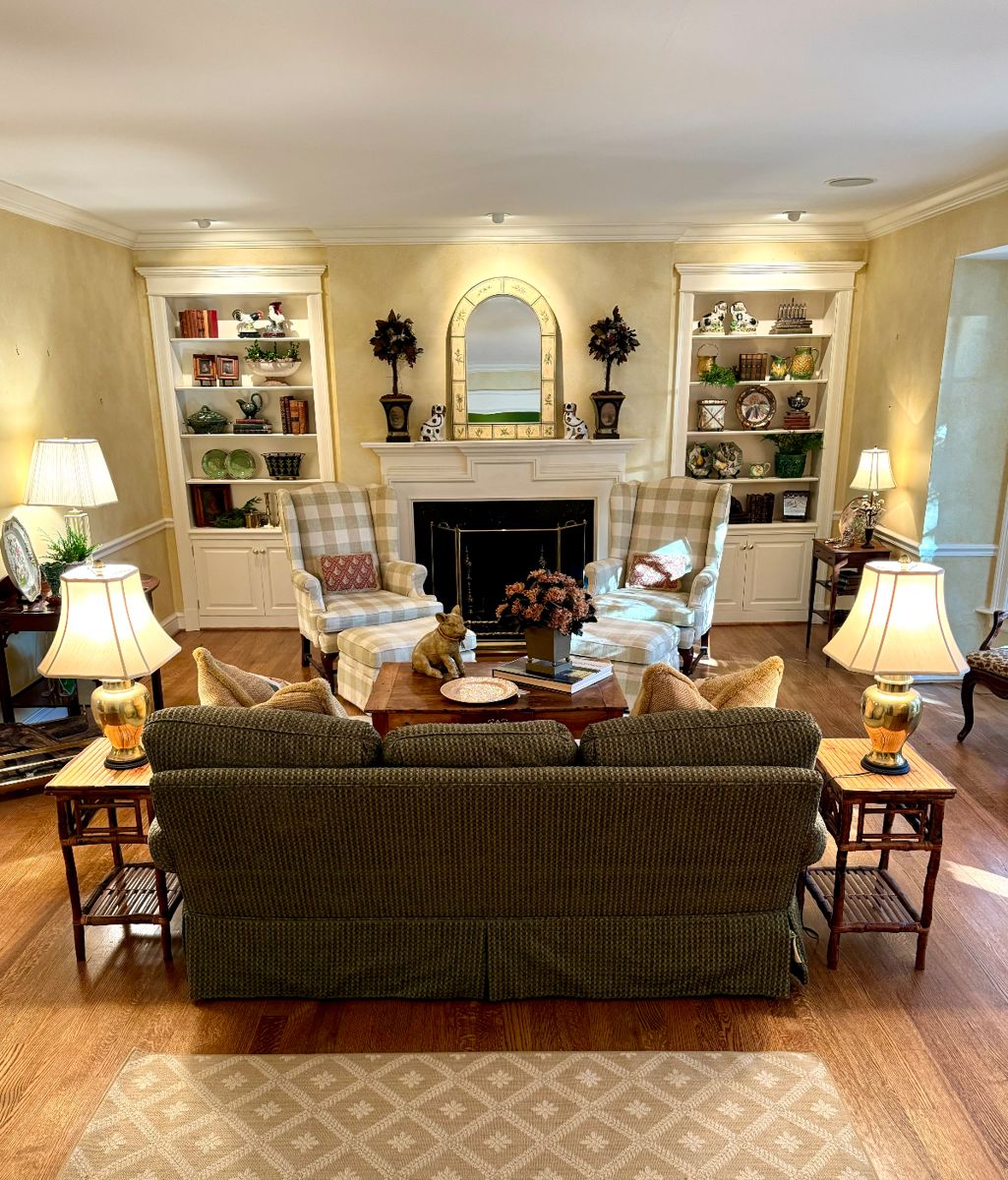 Another STUNNING Ladue sale! Details and more to come. Shop the sale in person for even more amazing finds.