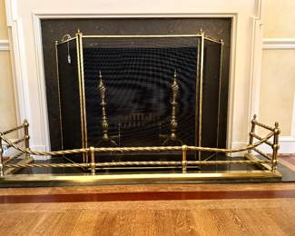 $2000 - Beautiful Brass Fender 61x14x12