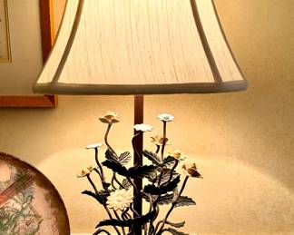 $300 - Intricate Floral-based lamp  10.25 x 7.25 x3
