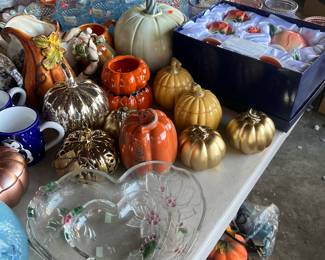 Pumpkin glass decor