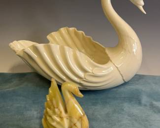 Lenox Swan And Stone Swan