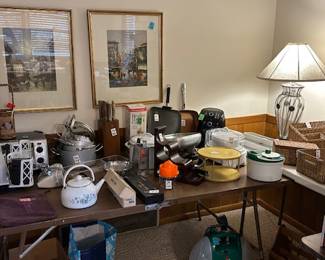 kitchen appliances and cookware, pictures and lamps