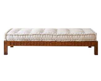 Amira Daybed