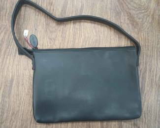 CIP042 - Shisedo Purse, black, with lightly embossed floral design 