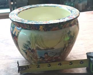 CIP091 - Small Chinese Pottery Planter About 6 inches in Diameter Edge to Edge