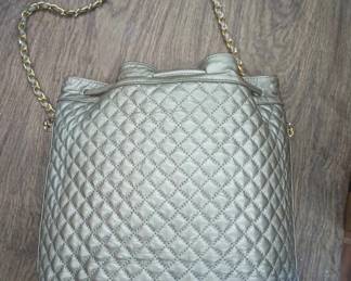 CIP037 Ganson grey purse with gold chain strap 